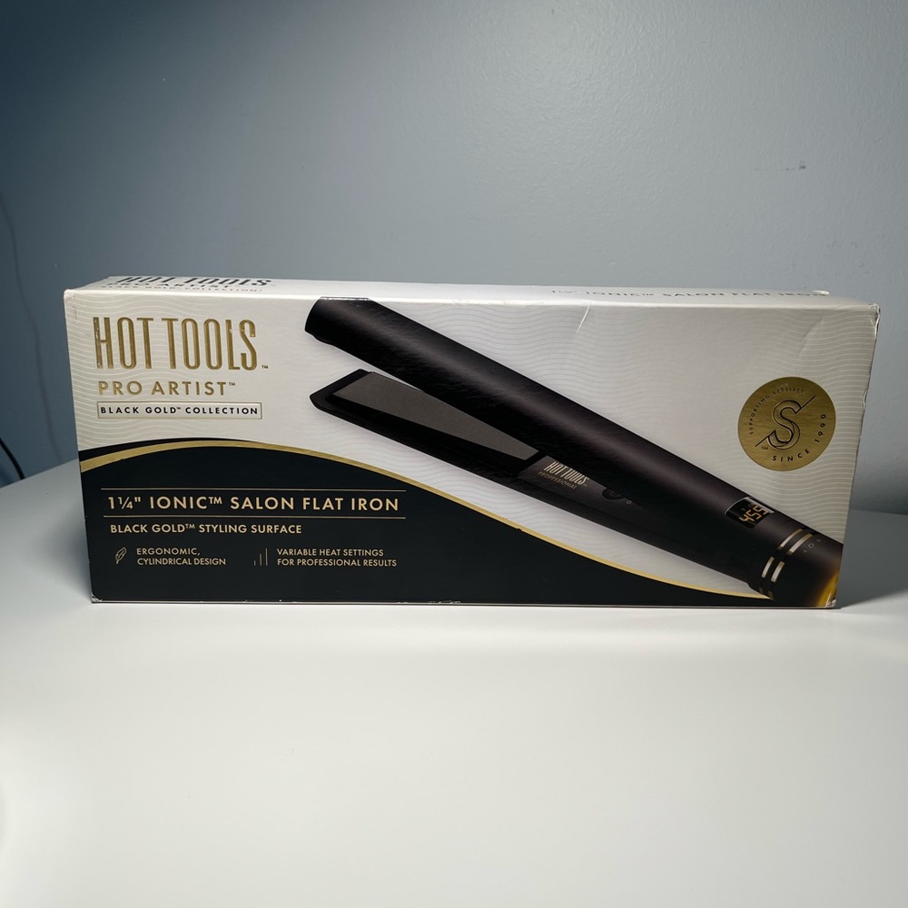Hot Tools Pro Artist Black Gold Flat Iron